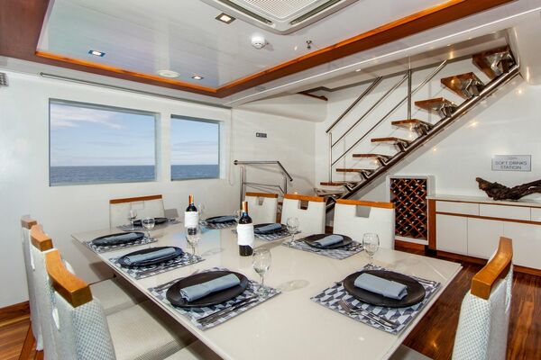 Avalon Waterways MS Infinity Dining Area WEB.jpg